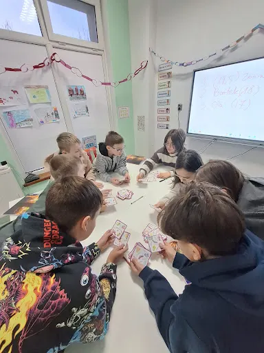 Szkoła Językowa Happy School Legnica – Angielski Dla Dzieci | Korepetycje | Matematyka | Kurs Języka Angielskiego